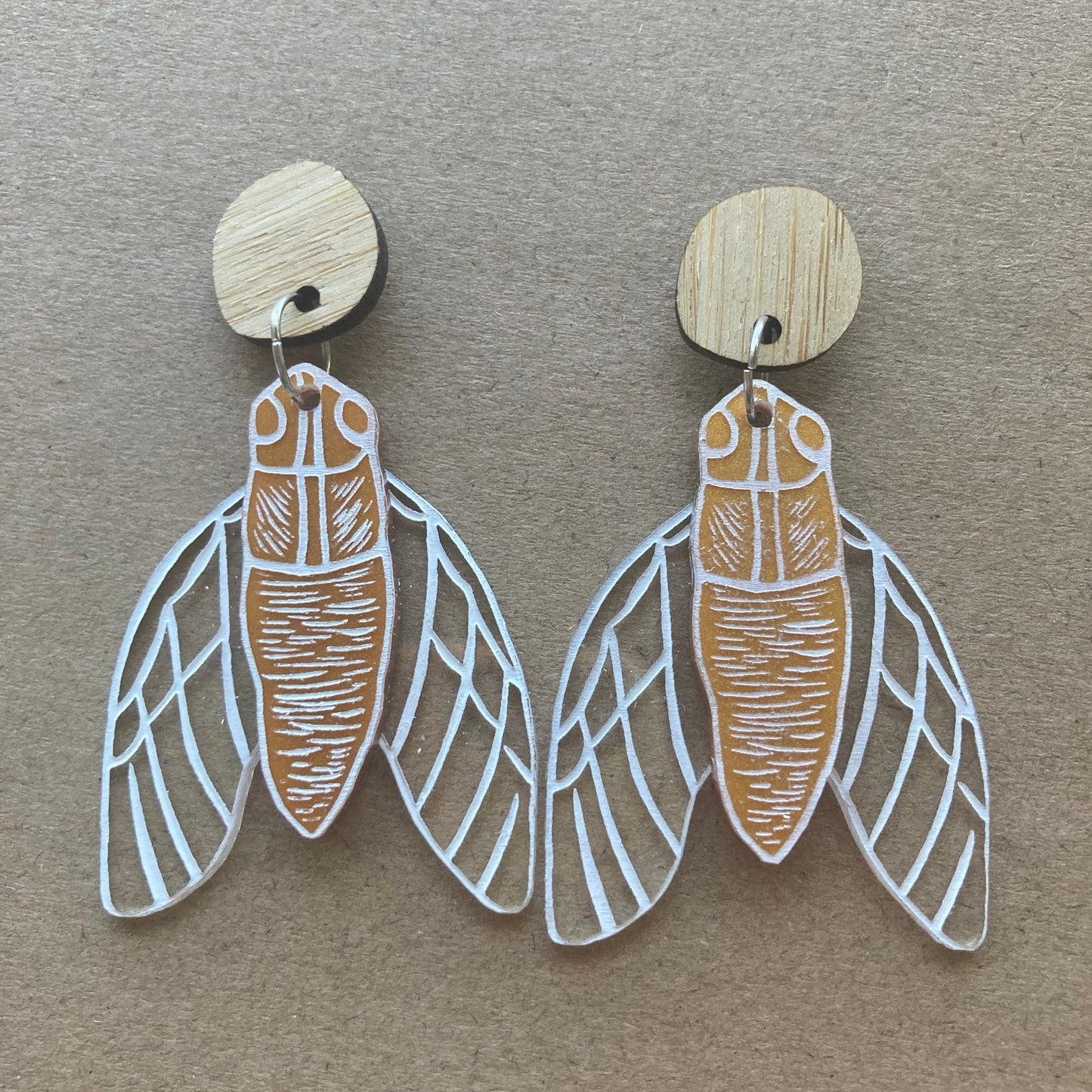 Lirrinil - Cicada