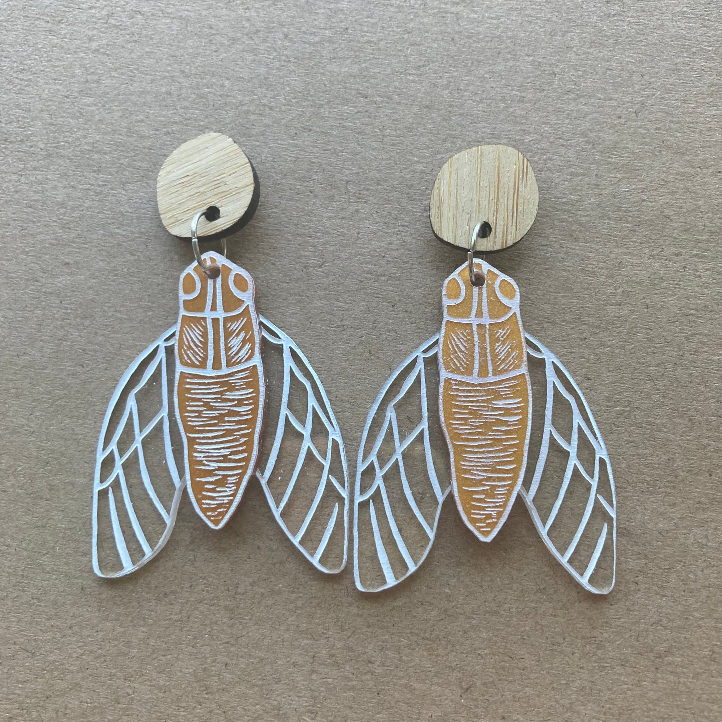 Lirrinil - Cicada