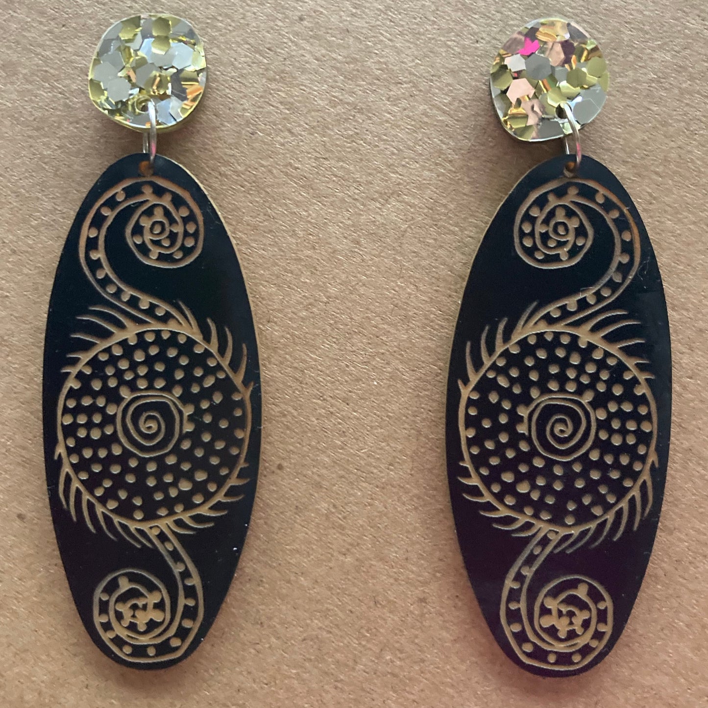 Jiidid (Whirlpool) earrings