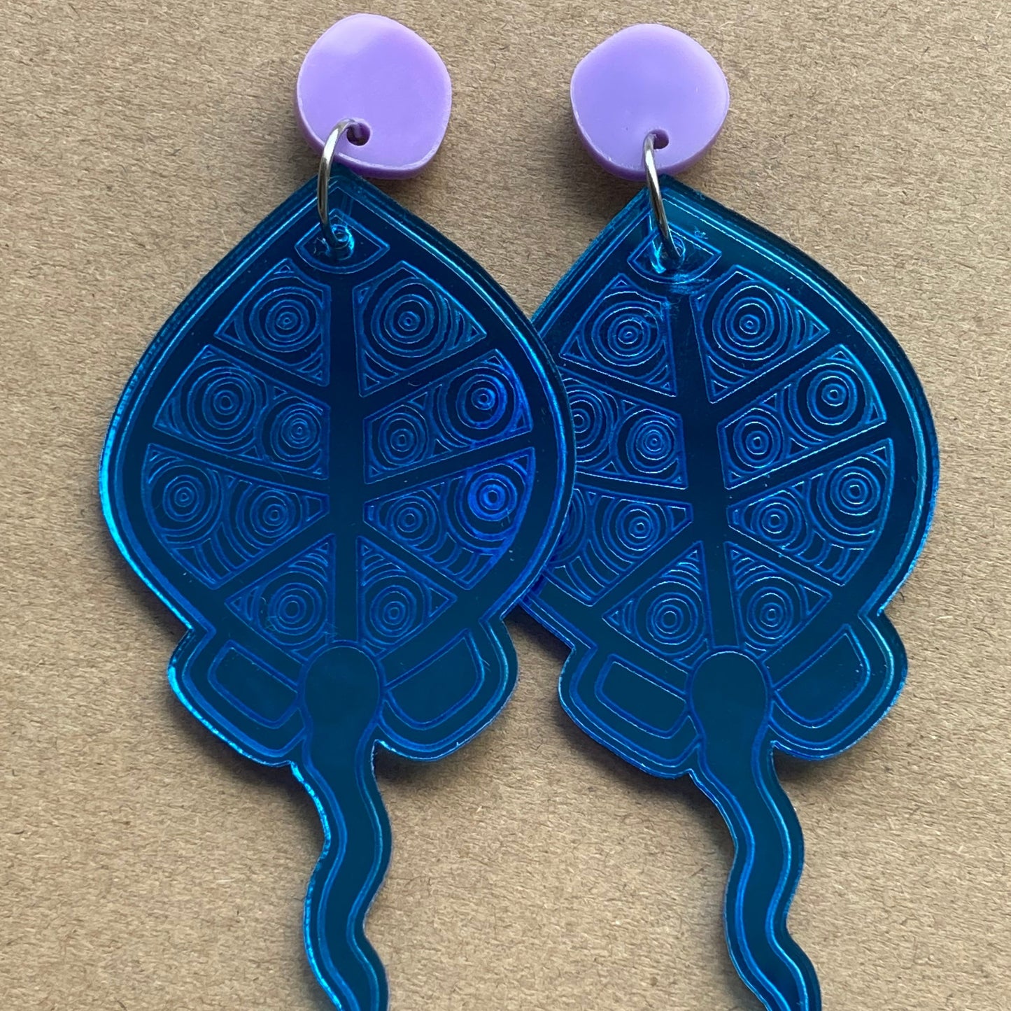 ‘Birndany’ (stingray) earrings (mirror blue)