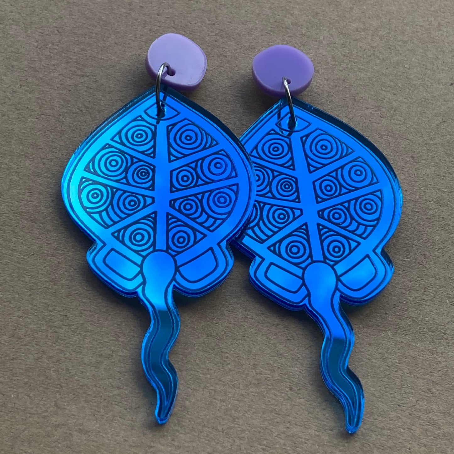 ‘Birndany’ (stingray) earrings (mirror blue)