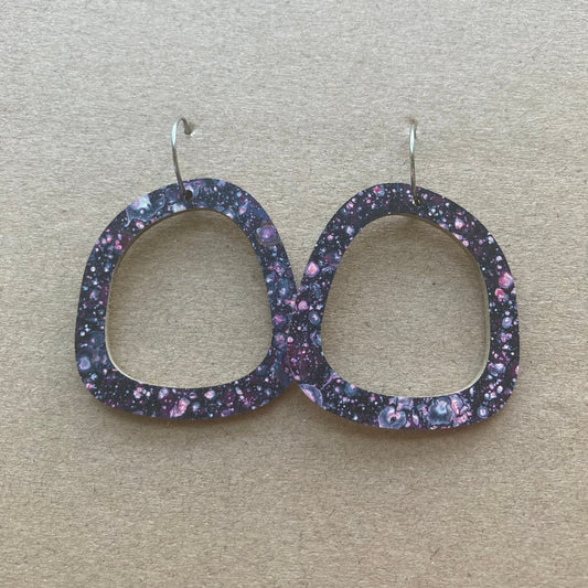 Black speckled hoops