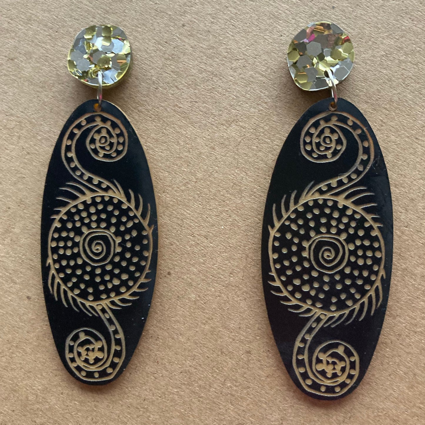 Jiidid (Whirlpool) earrings