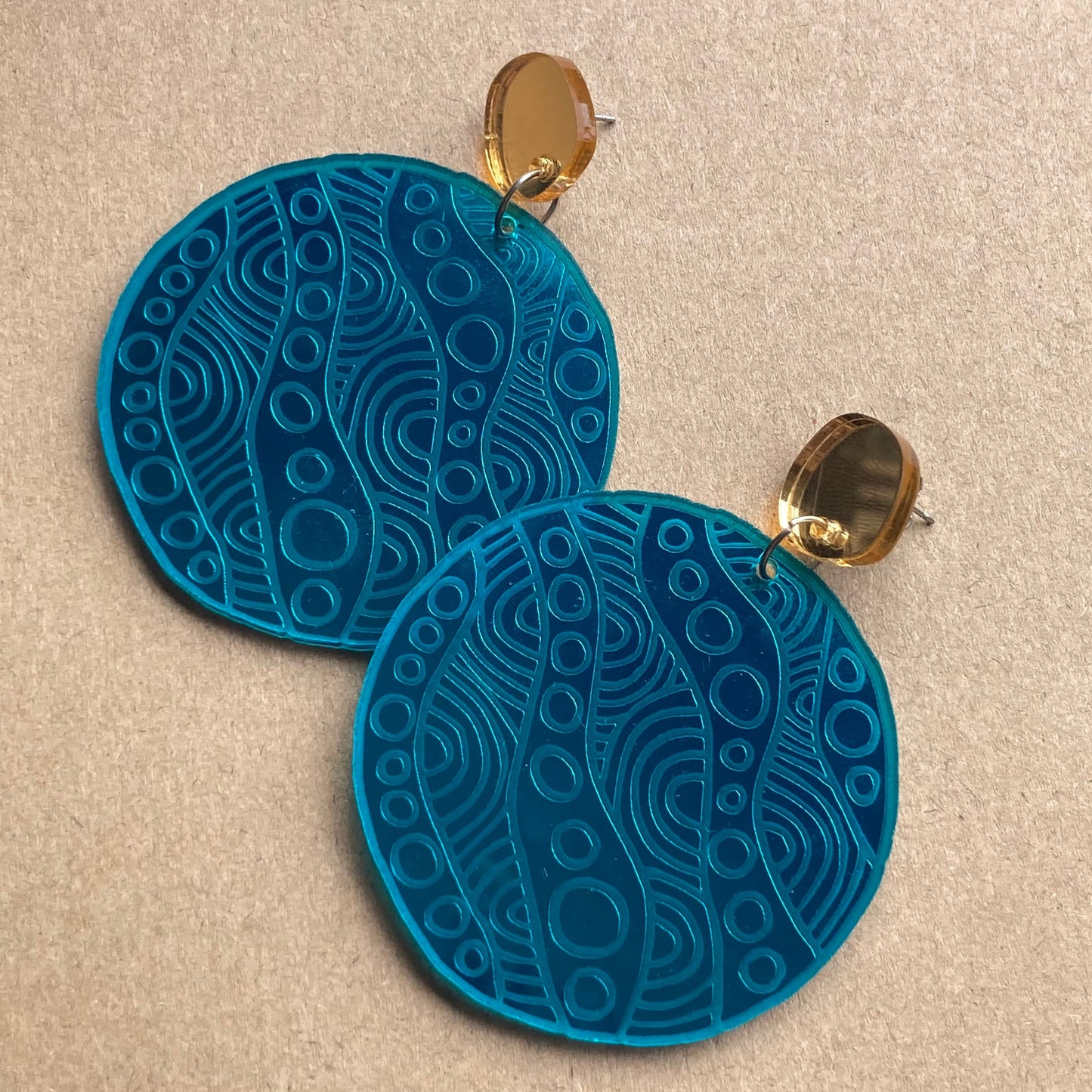 ‘Wanggurru’ – Ocean earrings
