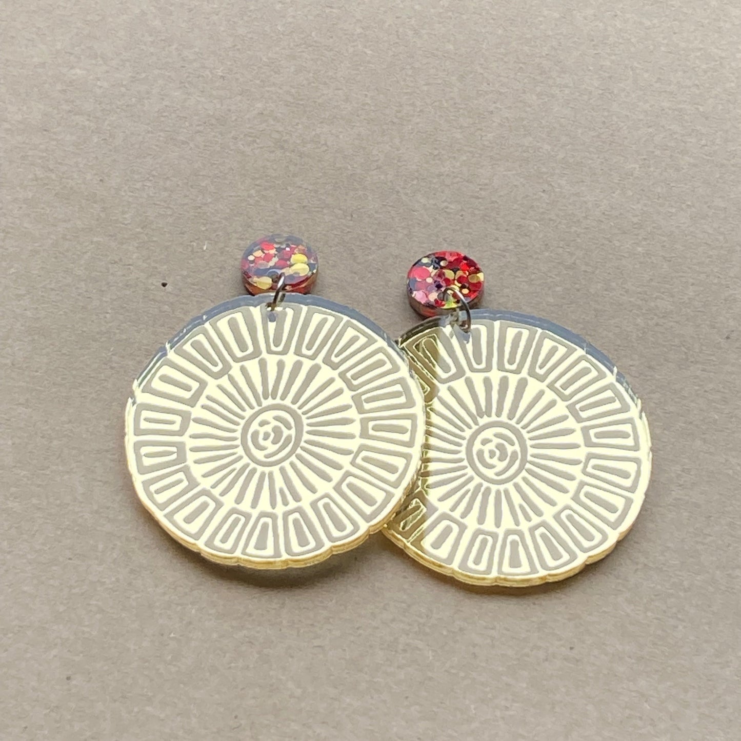 Kija Country earrings (gold mirror)